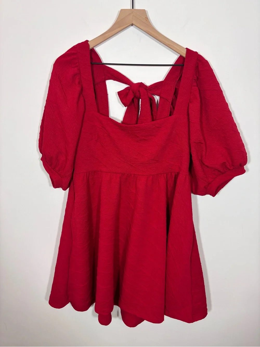 FREE PEOPLE Violet Mini Dress Textured Red Medium Puff Sleeve Tie Back Babydoll